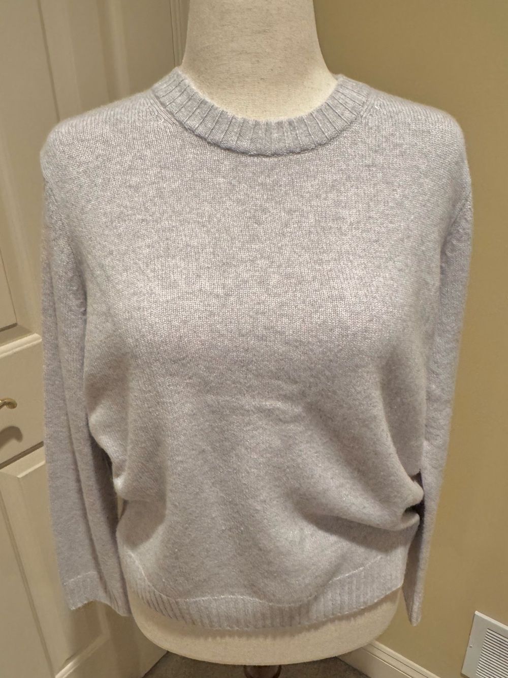 COS Light Heather Gray Crewneck 100% Cashmere Sweater